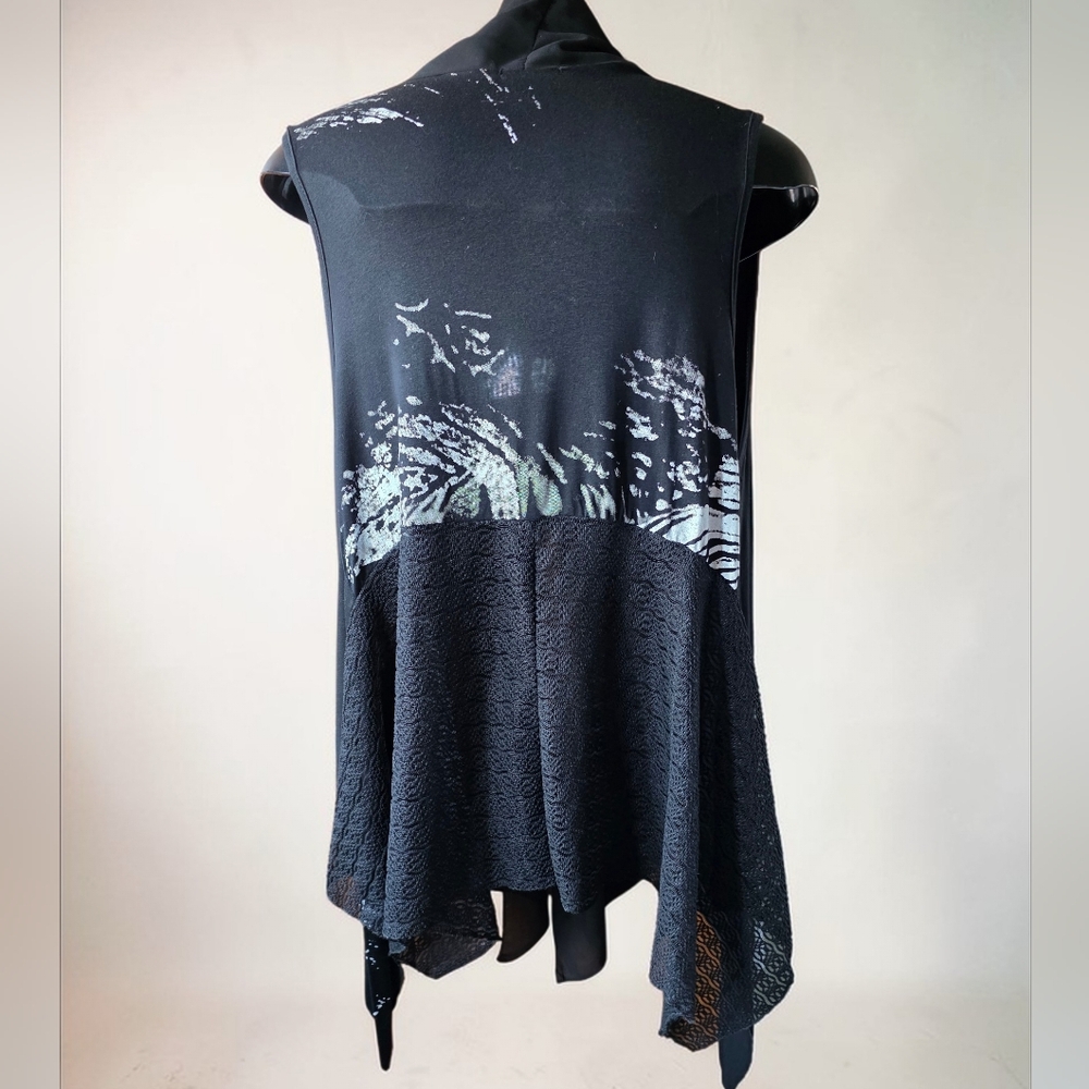 Women's Black Asymetrical Hem Mixed Fabric Lace Sleeveless Draped Vest